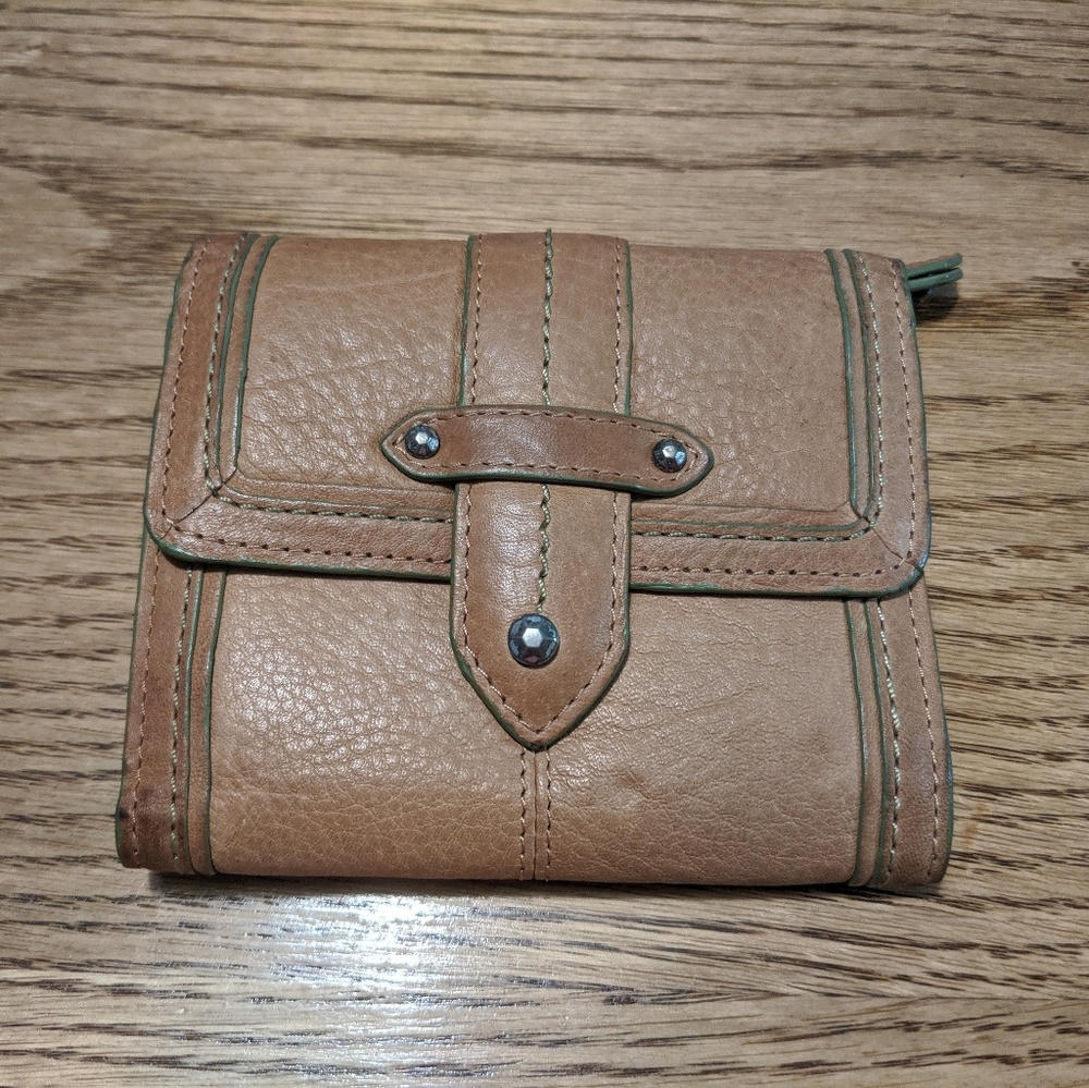 Sigrid Olsen Tan Brown Leather Tri-Fold Wallet Coin + 5 Card Slots EUC